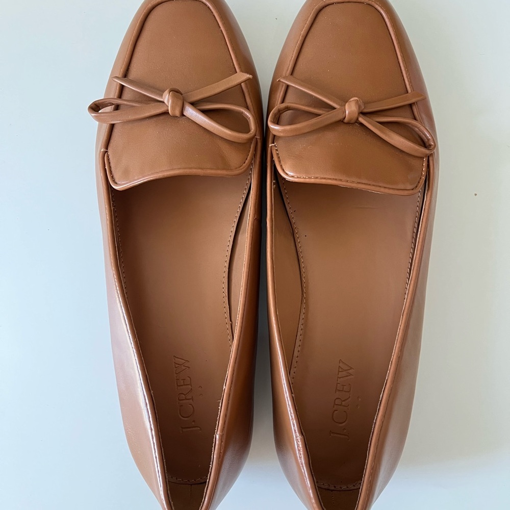 J. Crew 100% Leather Bow Loafer Tan Brown Sz 9 Quiet Luxury Ballet Flat